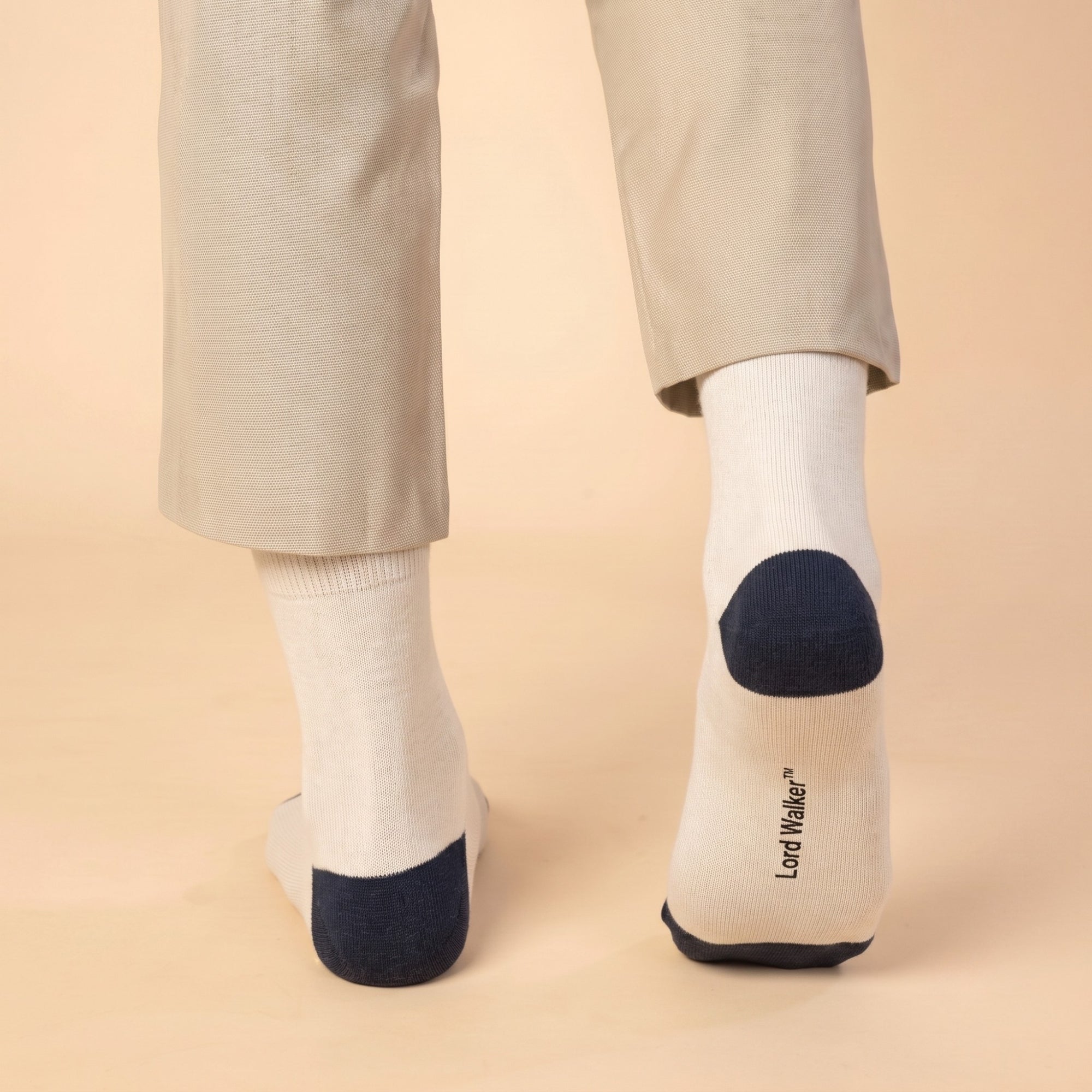 Winter Retreat – men's wool-blend crew socks in ecru, Lord Walker, view 2